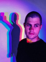 Красивый мужчина ищет девушку – Фото 1