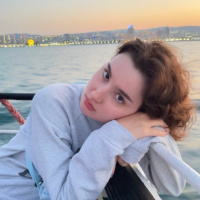 Девушка познакомится со зрелым мужчиной – Фото 1