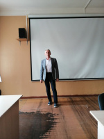 Мужчина познакомится с девушкой. – Фото 1