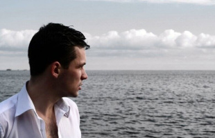 Ищу любительницу анилингус.  – Фото 1