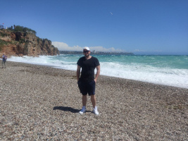 Знакомства для 18+ – Фото 1