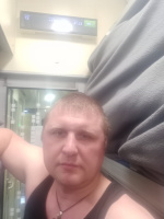 Парень 18 лет хочет найти девушку в Новосибирске – Фото 1