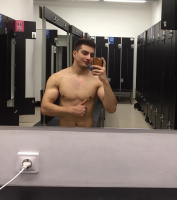 Ищу девушку для секса, помогу воплотить в реальность фантазии – Фото 1