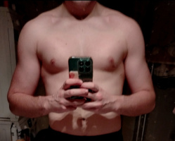 Симпатичный молодой парень ищет девушку для совместного времяпрепровождения  – Фото 1