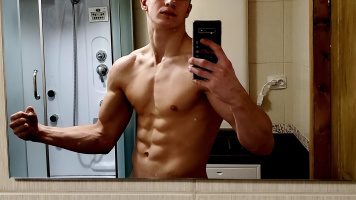 Молодой атлет хочет тебя. – Фото 1