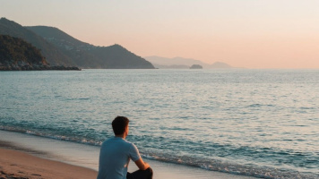 Девственница и хочет получить первый опыт? – Фото 1