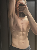 Парень 18 лет хочет найти девушку в Санкт-Петербурге – Фото 1