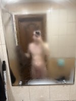 Молодой ищет девушку  – Фото 1