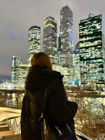 Молодая девушка в поисках секса – Фото 1