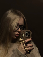 Молодая девушка ищет мужчину для извращений – Фото 1