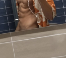 Ищу девушку для страстной ночи. – Фото 3