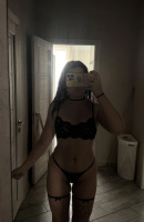 Страстная девочка  – Фото 1