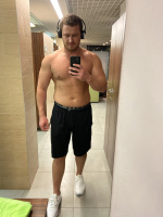 С большой попой (бедрами) – Фото 1