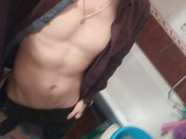 Парень 20 лет, ищу девушку  – Фото 1