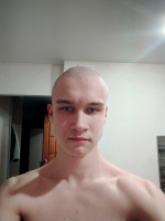 Я девственник из Кирова. 18 лет – Фото 1