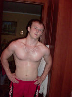 Добрый и нежный парень ищет вкусную и горячую цыпу – Фото 3